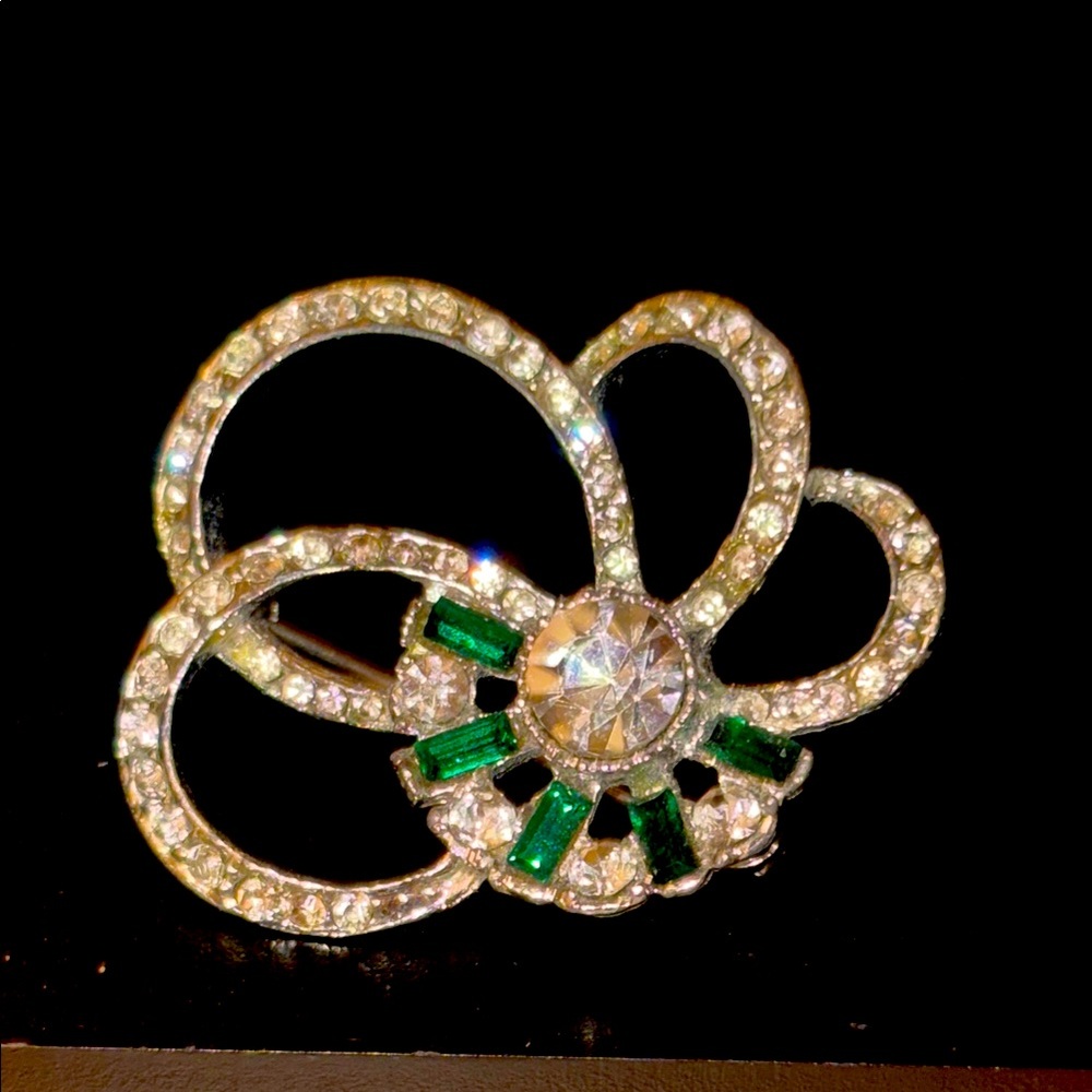 Vintage Silver and Green rhinestone Brooch